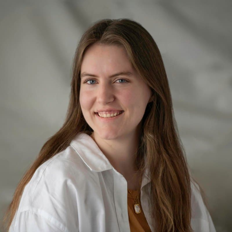 Laura Calkins profile picture